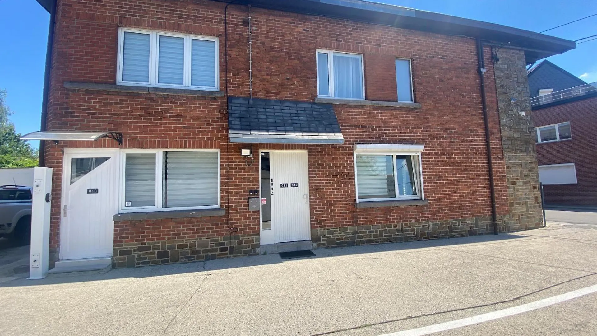 Superbe petite appartement lumineux bien décoré avec Netflix gratuit Charleroi Bélgica